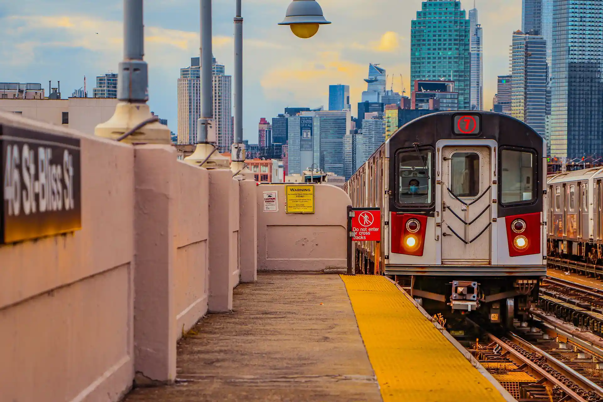 Pictures of NYC: A Visual Journey Through the City That Never Sleeps