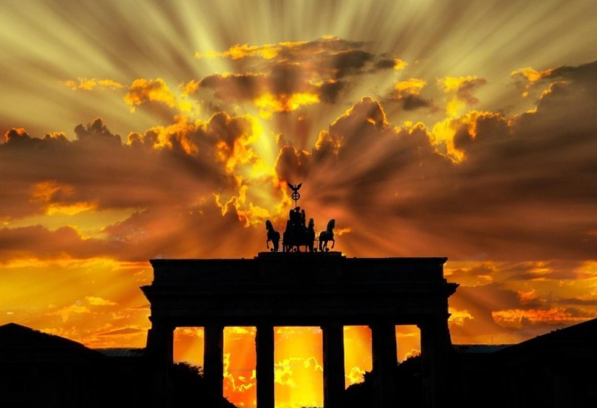 GERMANY: THE EAST-WEST DIVIDE