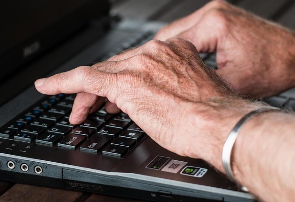 Fintech for Illeterate Elders