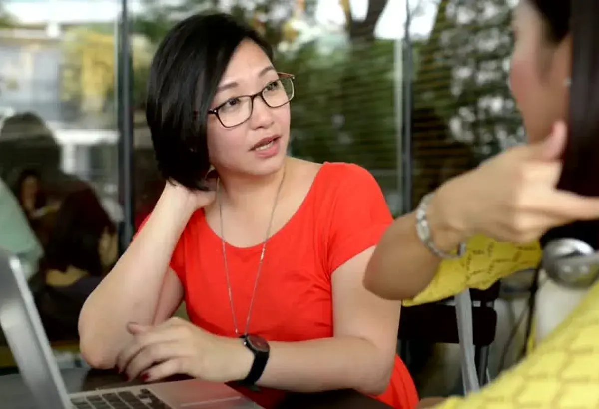 Elder sharing wisdom with a younger generation in an intergenerational mentorship program