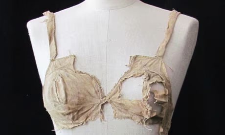 🏺 The First Bras Were Worn in the 1400s
