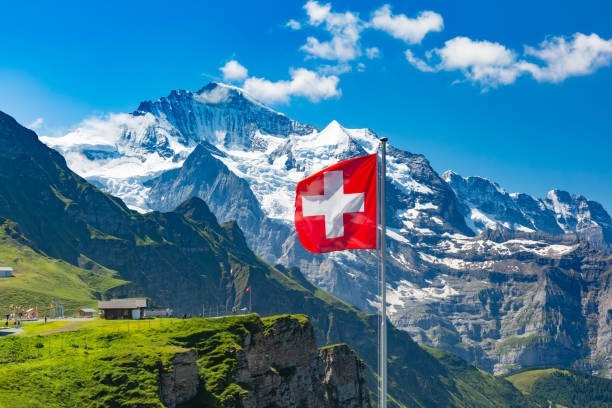 🏆 Swiss Superstar