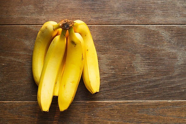 What color are most bananas before they ripen?