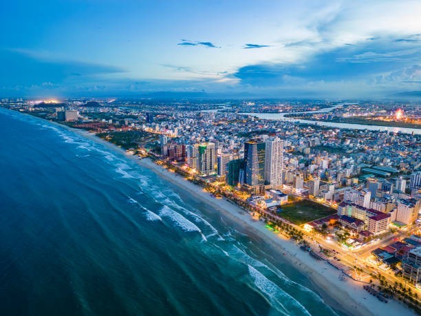 Vietnam 🇻🇳 – Street Food and Scenic Coasts