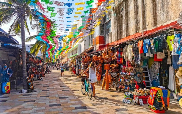 Mexico 🇲🇽 – Colorful Culture and Warm Weather