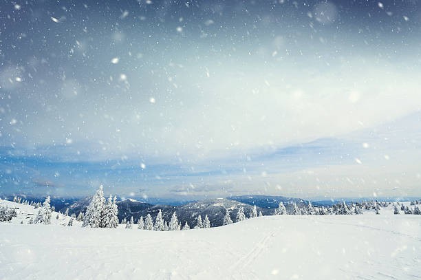 How many sides does a typical snowflake have?