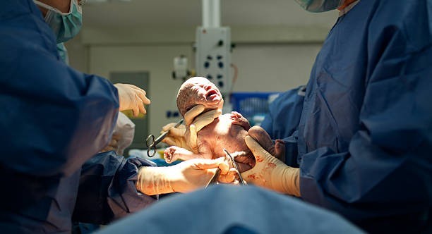 Full moons cause more babies to be born