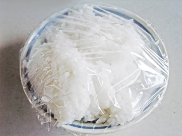 Day-old rice works best